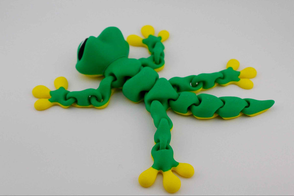 Magnetic Gecko - super cute flexible friend - Myth & Motion by The Braysdown Workshop