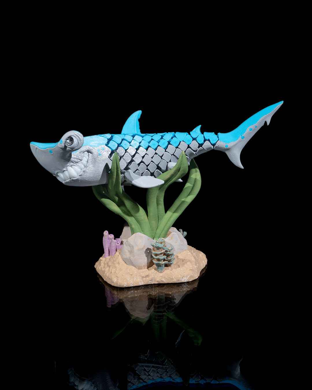 Flexi Hanz, The Hammerhead shark fish articulated fidget Toy with Stand - Myth & Motion by The Braysdown Workshop