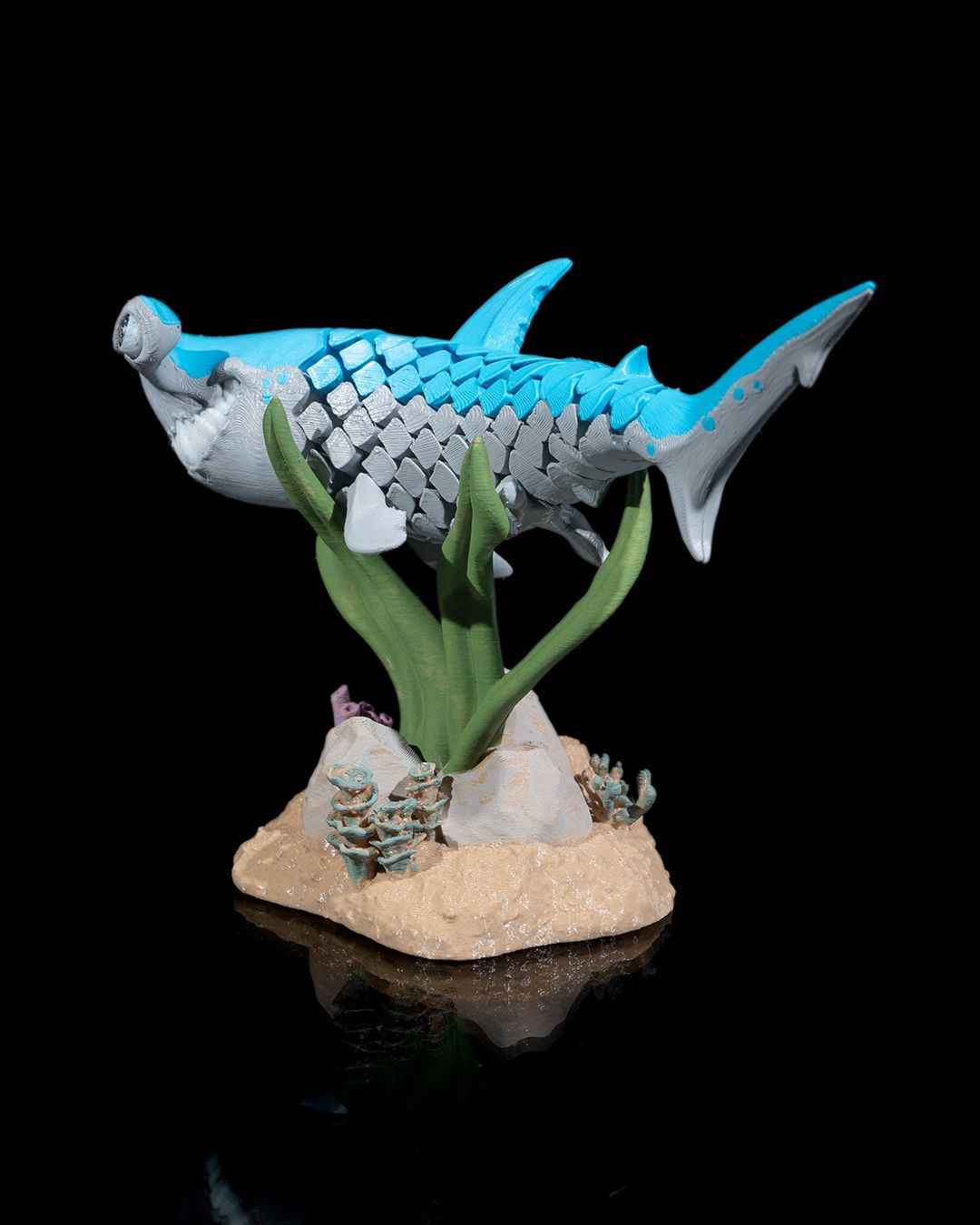 Flexi Hanz, The Hammerhead shark fish articulated fidget Toy with Stand - Myth & Motion by The Braysdown Workshop