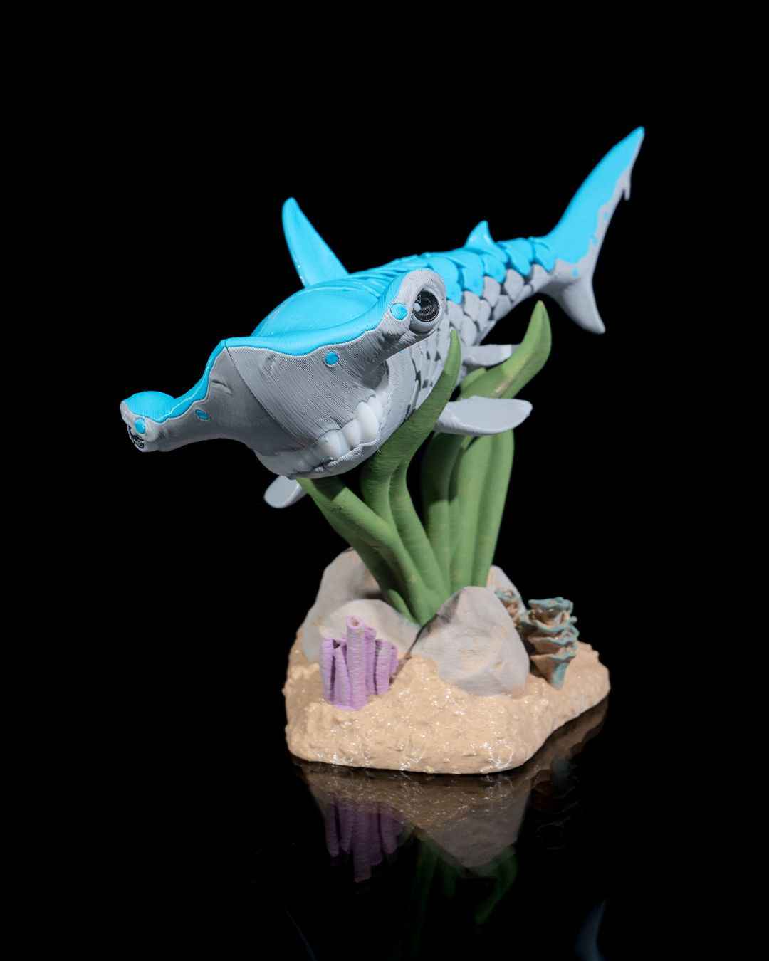 Flexi Hanz, The Hammerhead shark fish articulated fidget Toy with Stand - Myth & Motion by The Braysdown Workshop