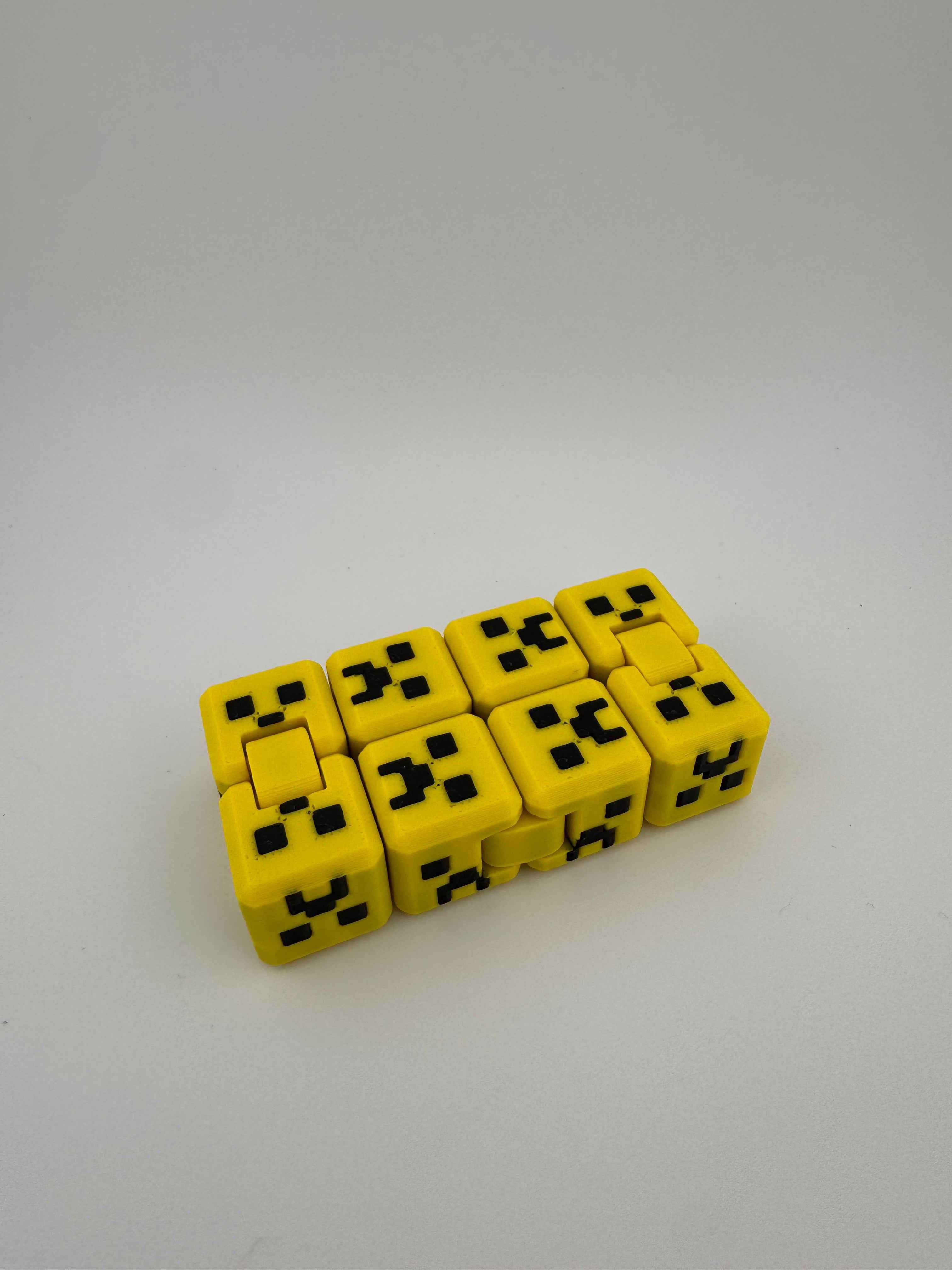 Minecraft inspired infinity cube - creeper style - Myth & Motion by The Braysdown Workshop