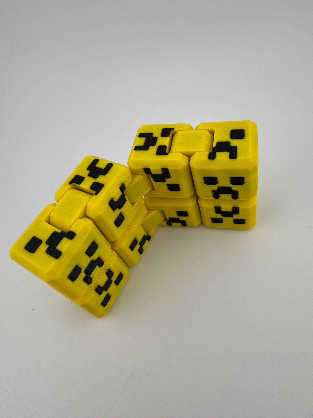 Minecraft inspired infinity cube - creeper style - Myth & Motion by The Braysdown Workshop