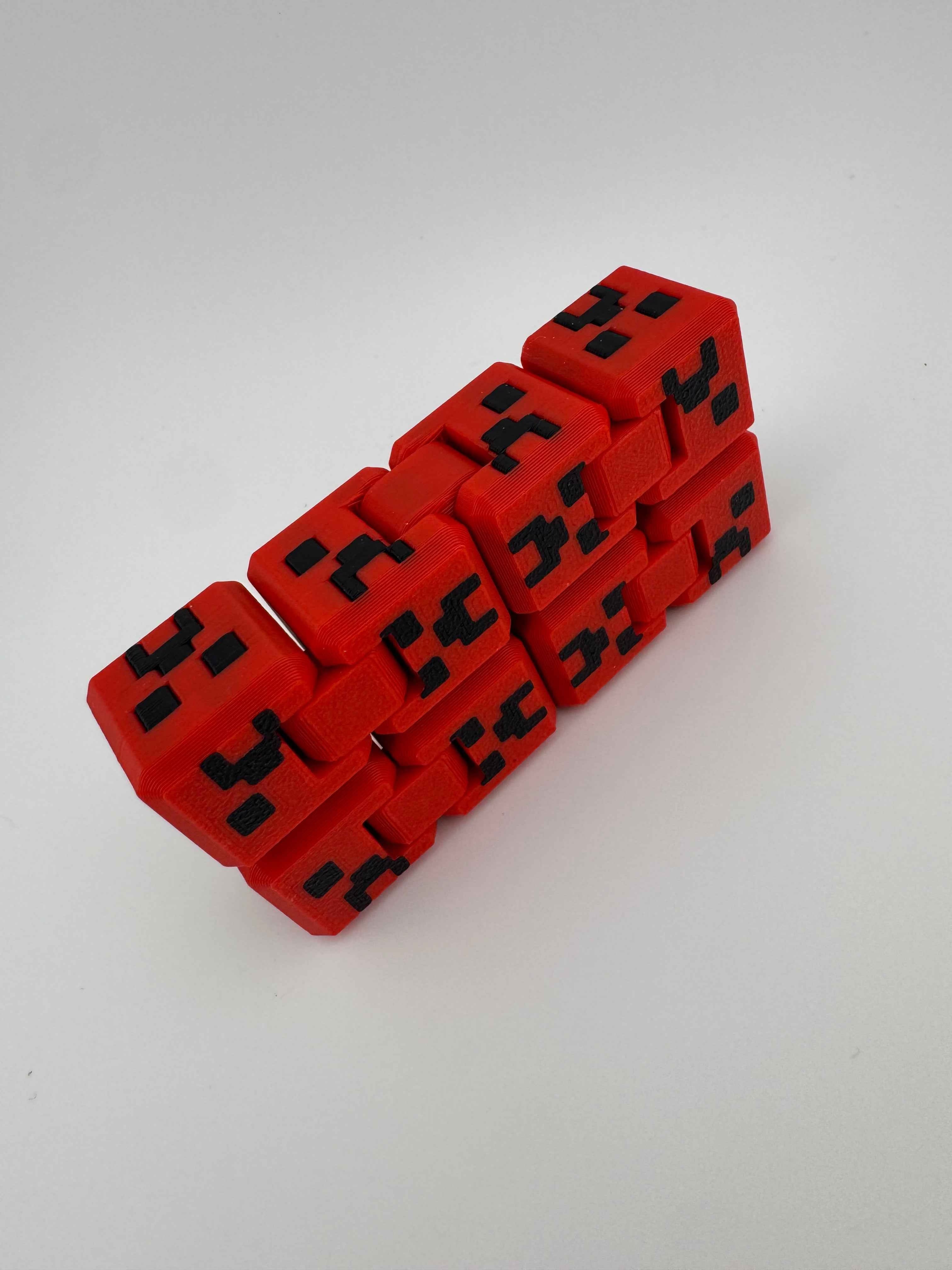 Minecraft inspired infinity cube - creeper style - Myth & Motion by The Braysdown Workshop