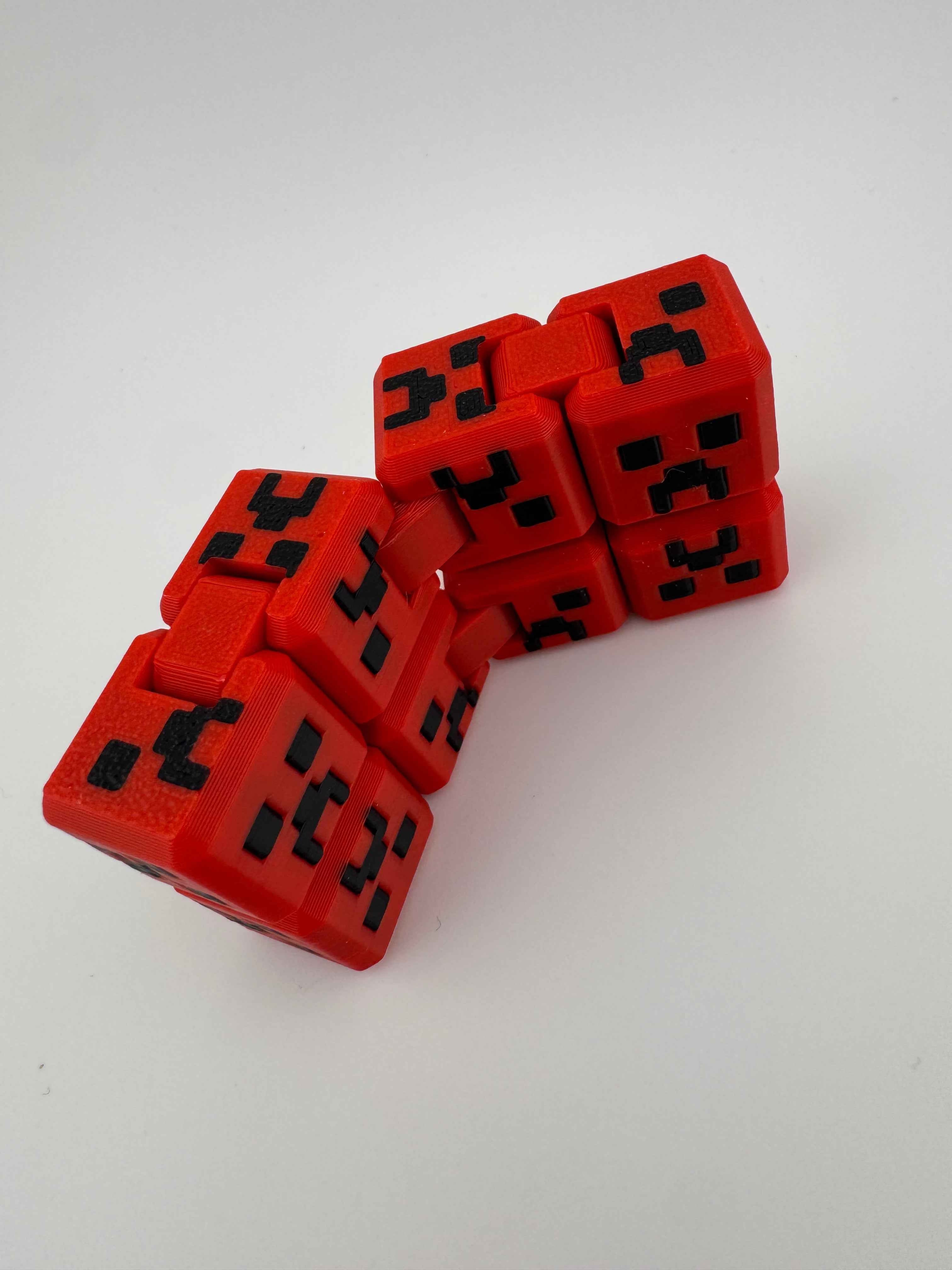 Minecraft inspired infinity cube - creeper style - Myth & Motion by The Braysdown Workshop