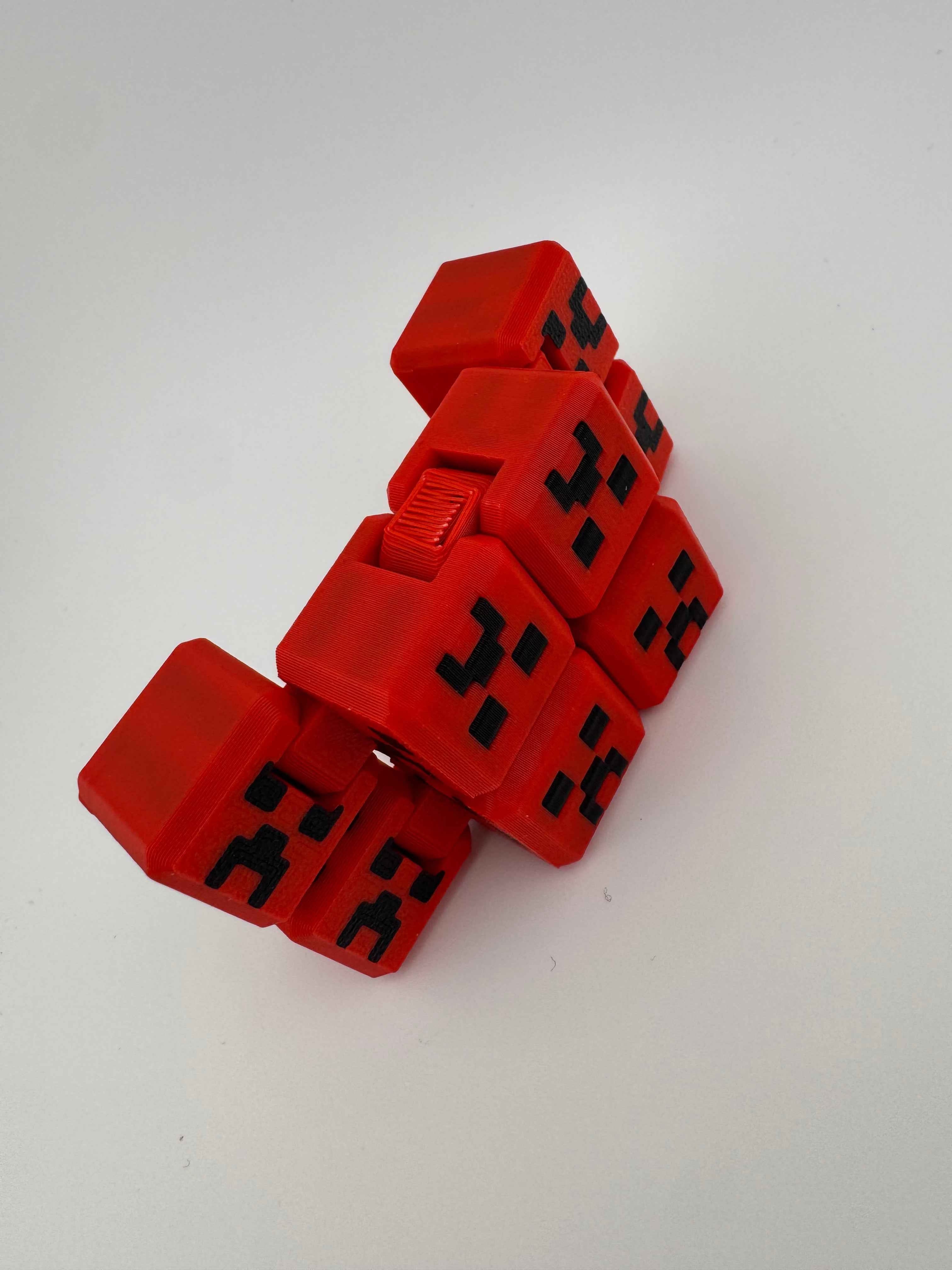 Minecraft inspired infinity cube - creeper style - Myth & Motion by The Braysdown Workshop