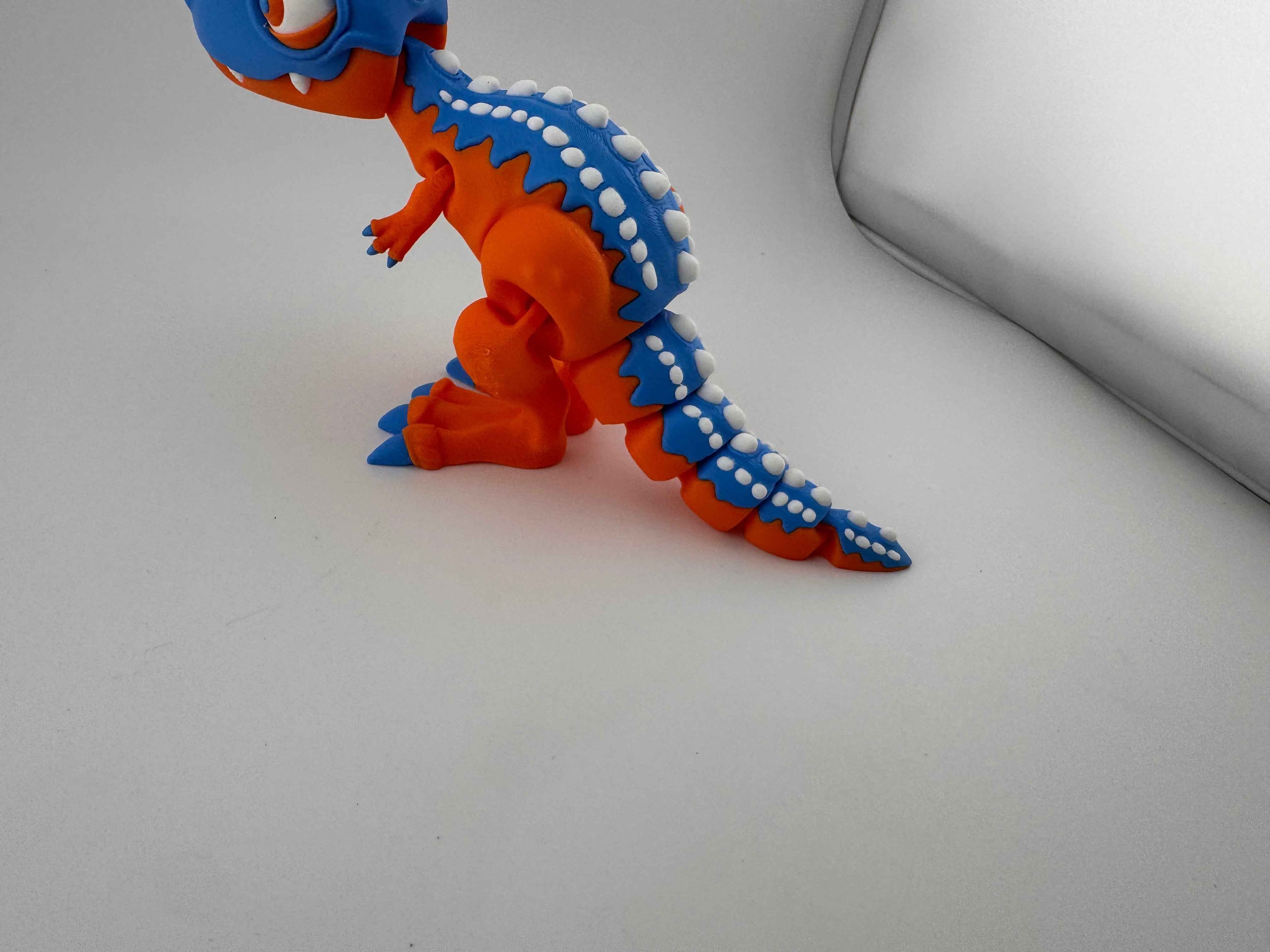 Articulated Dinosaur - This dino is Rawr'some - Myth & Motion by The Braysdown Workshop