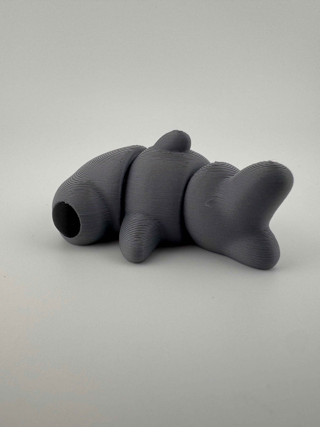 Hammerhead Shark Fidget - Hammering your time away with so much fun - Myth & Motion by The Braysdown Workshop