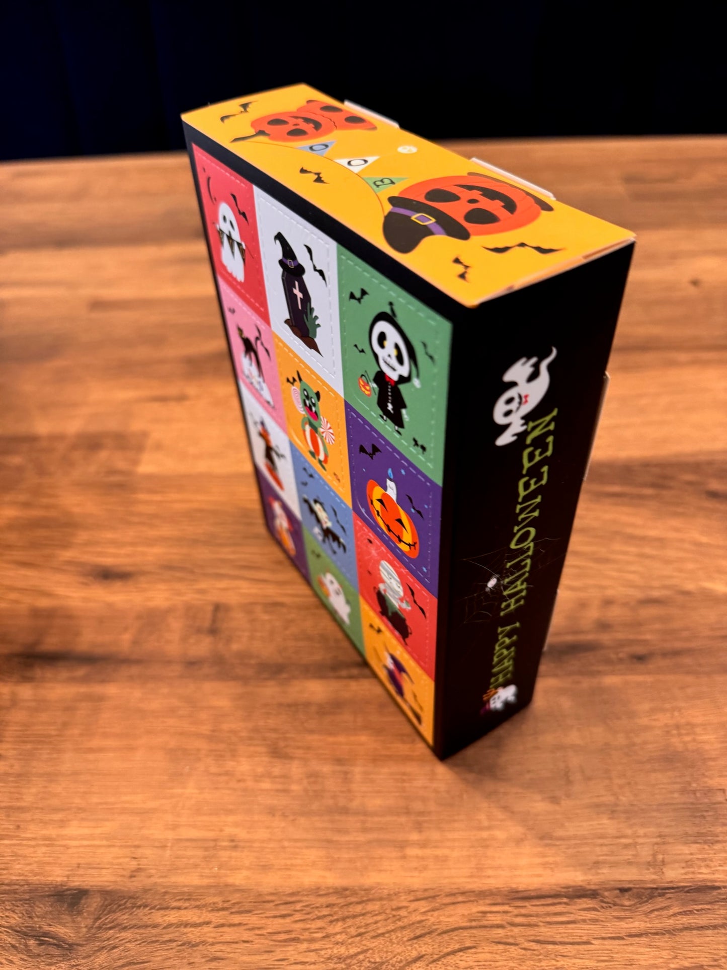 Small fidget Halloween advent calendar - 12 amazing fidgets, Bring Halloween to life!