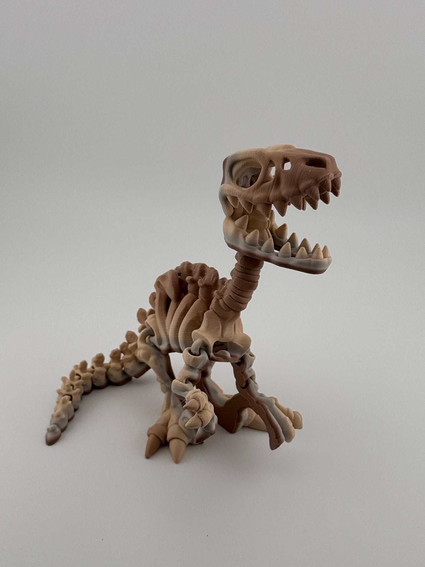 Fossil Dinosaur - Fantastic standing dinosaur, bring them back to life by collecting the whole collection