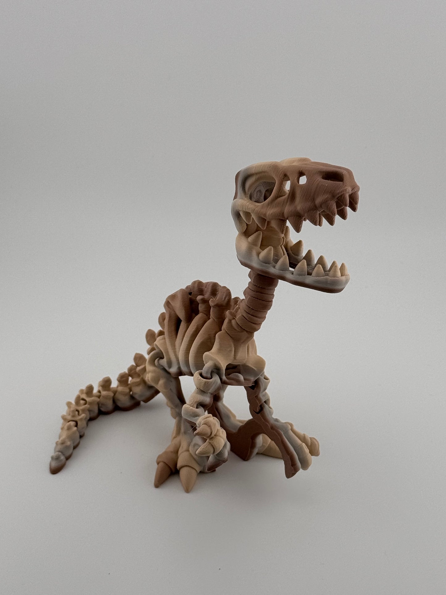 Fossil Dinosaur - Fantastic standing dinosaur, bring them back to life by collecting the whole collection