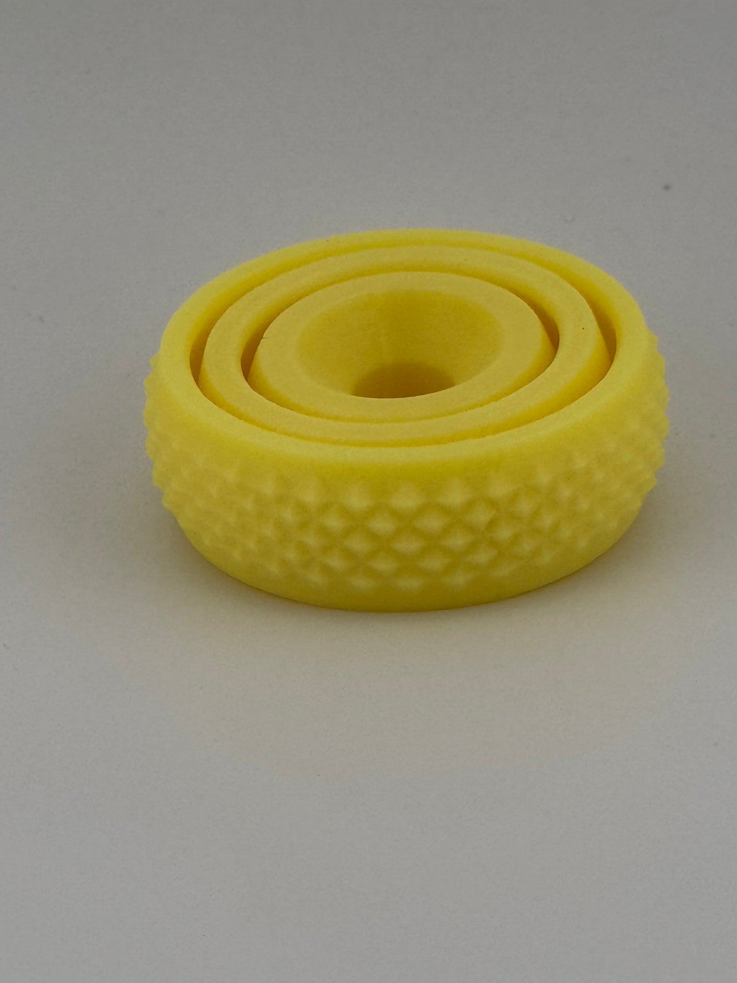 Gyro Fidget - Running rings around you