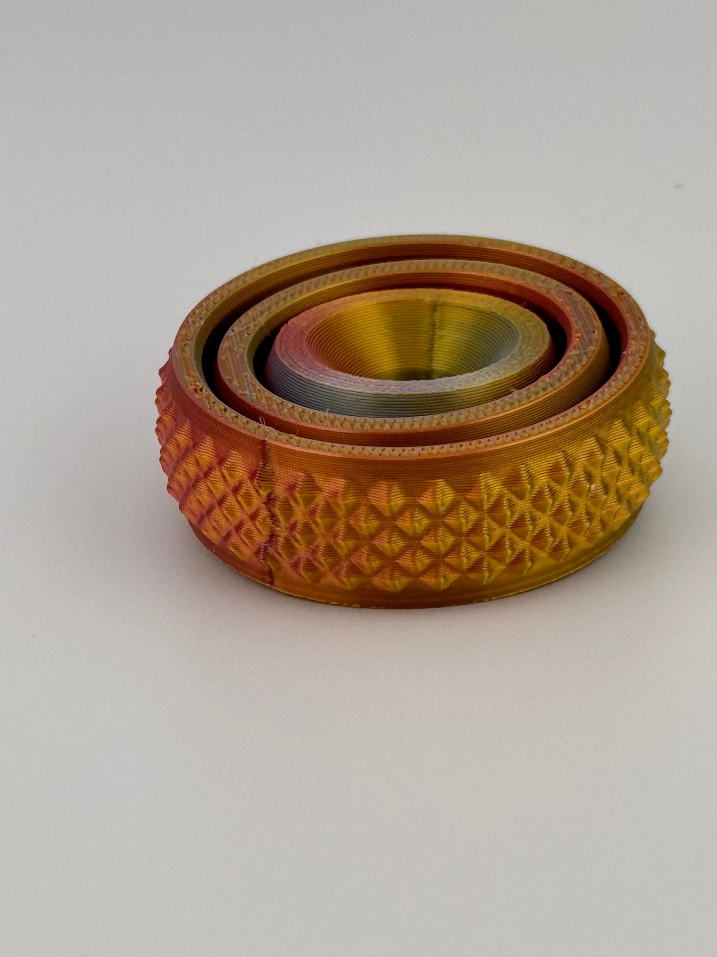 Gyro Fidget - Running rings around you