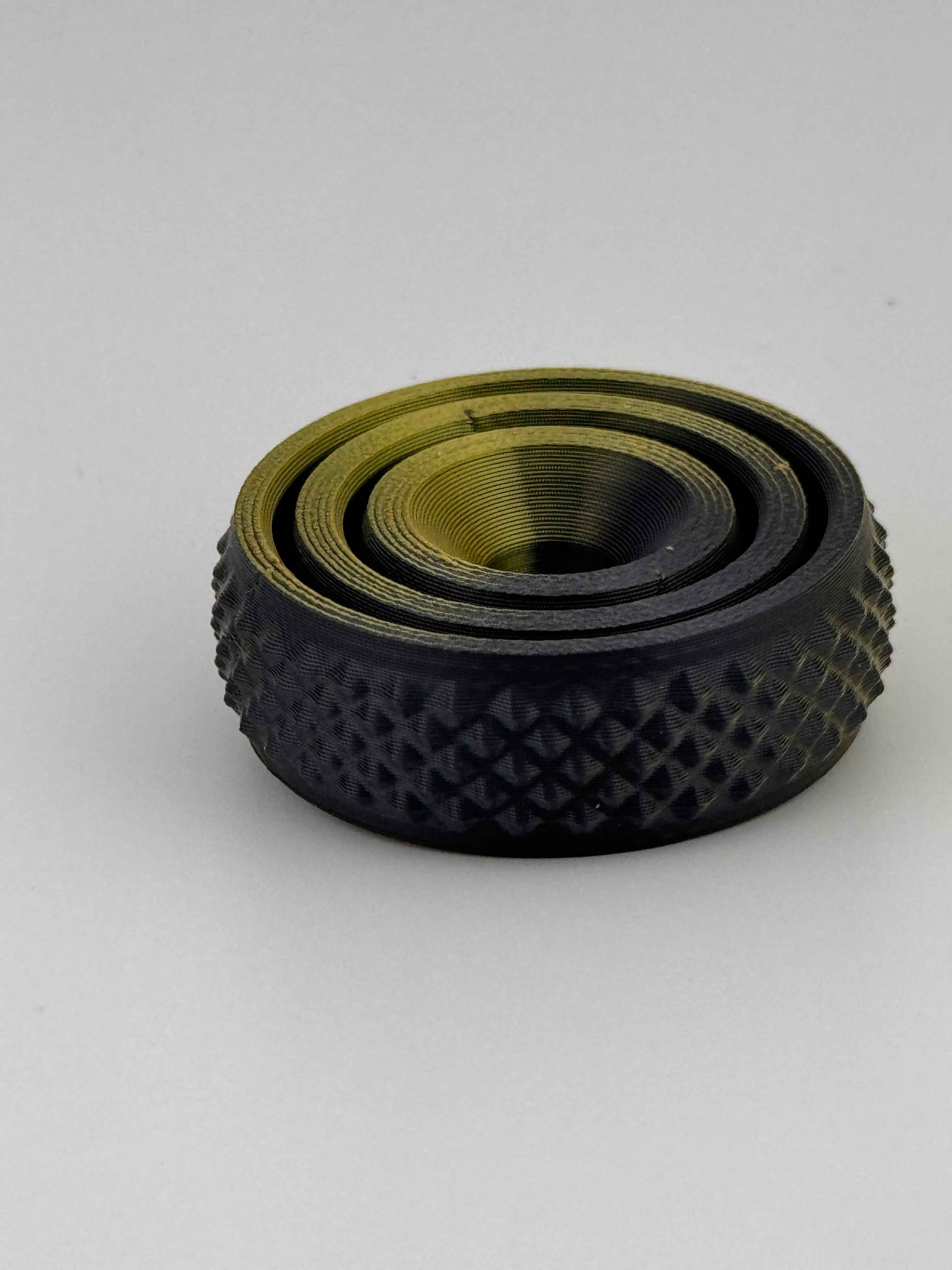 Gyro Fidget - Running rings around you - Myth & Motion by The Braysdown Workshop