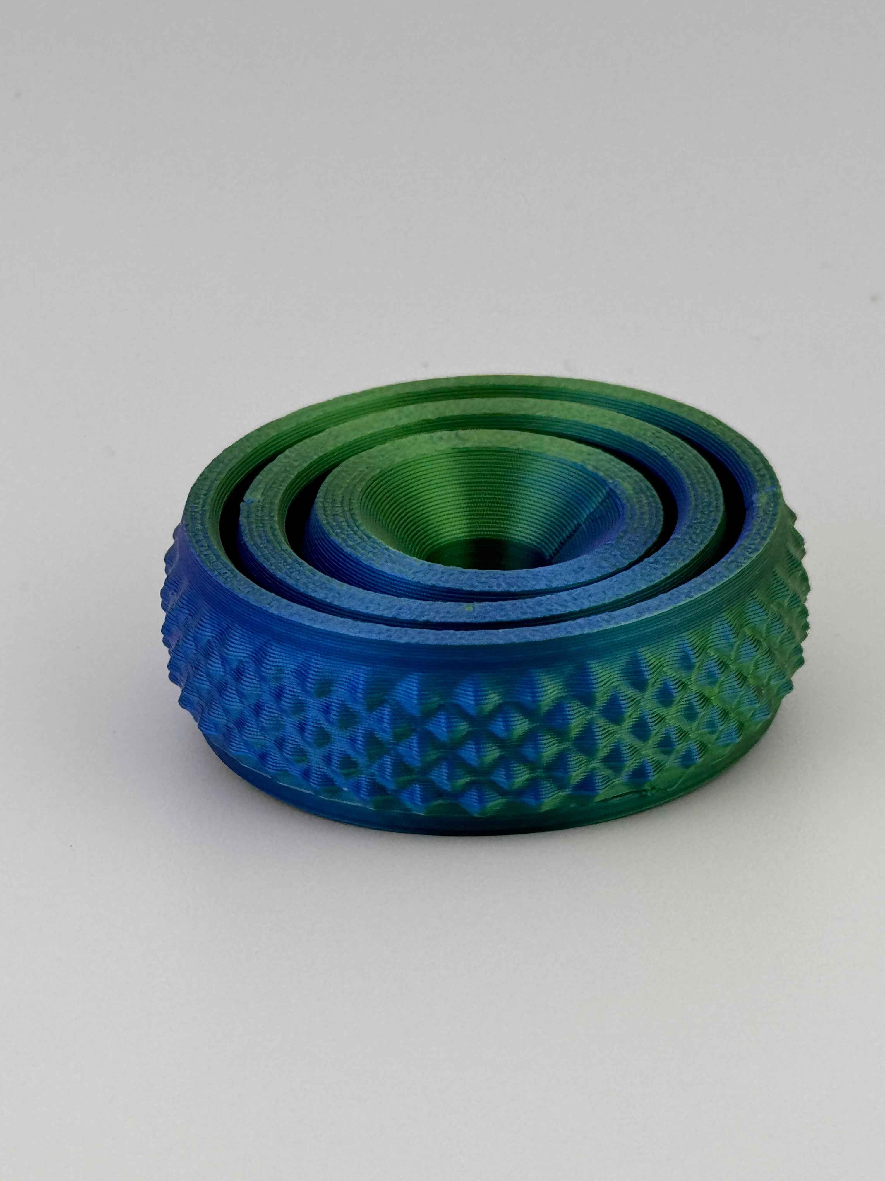 Gyro Fidget - Running rings around you - Myth & Motion by The Braysdown Workshop