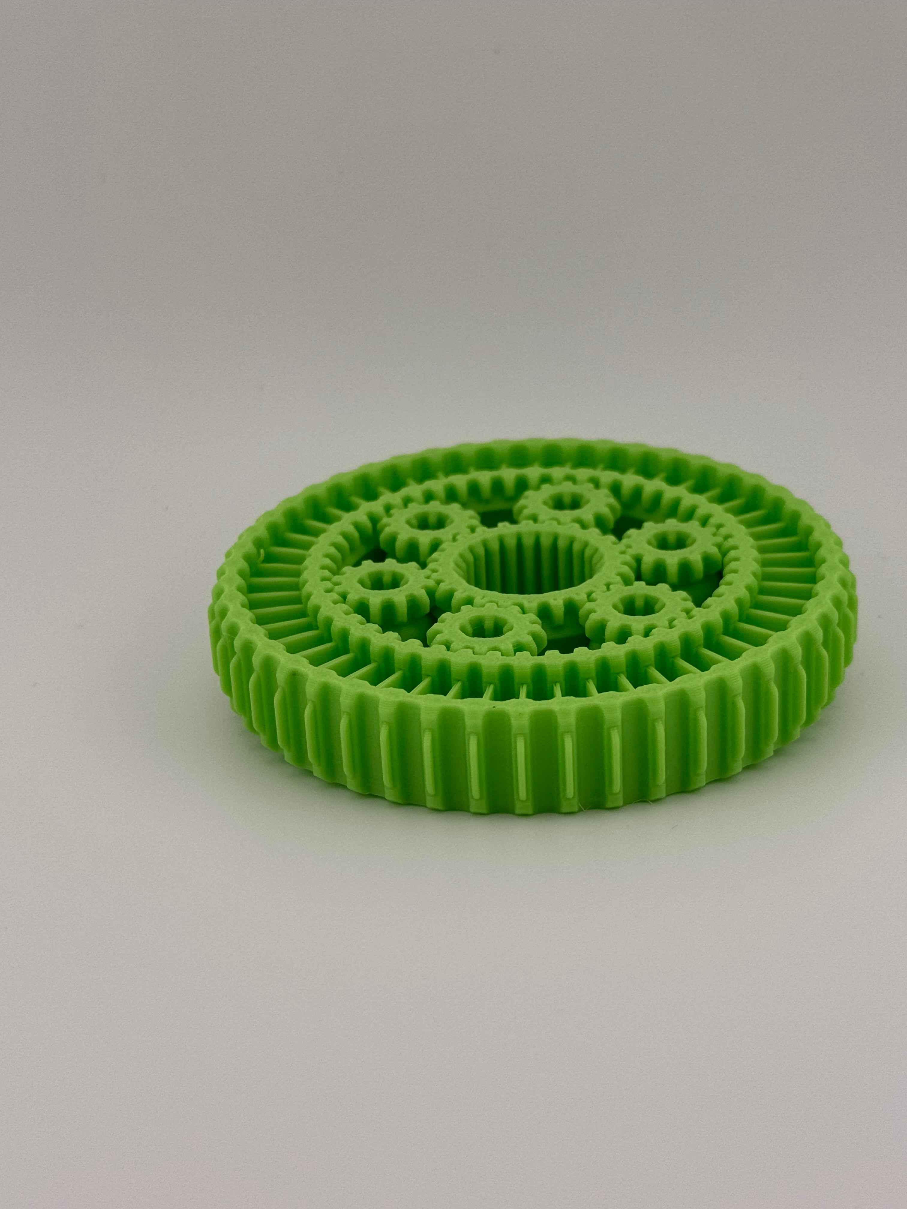 Planetarium Gear Spinner - Hours of fun - Myth & Motion by The Braysdown Workshop