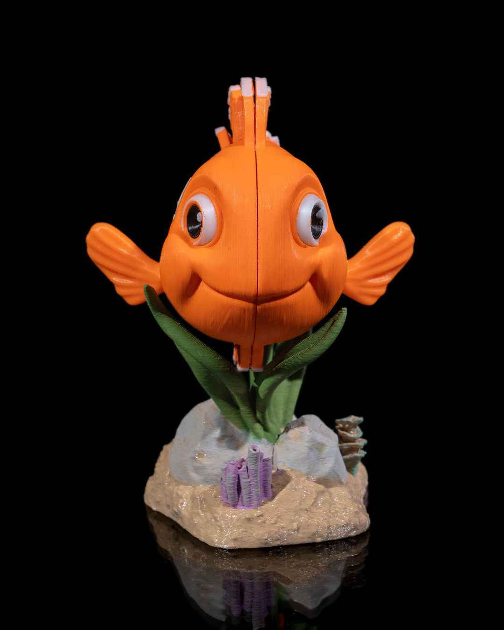 Flexi Nestor, The clownfish fidget articulated fish with stand - Myth & Motion by The Braysdown Workshop